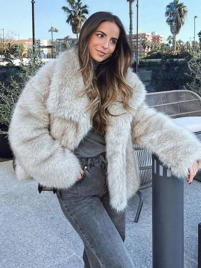 Freya - Faux fur jakke